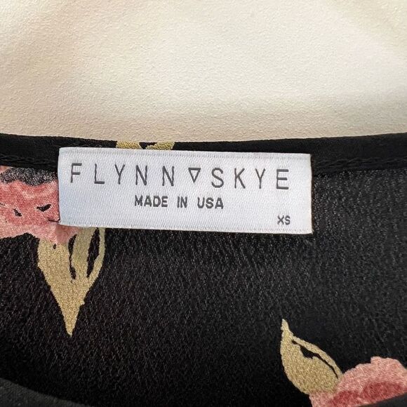 New Flynn Skye Elena Mini Dress Night Heavens Size XS Black Floral Open Back NWT - Picture 8 of 12